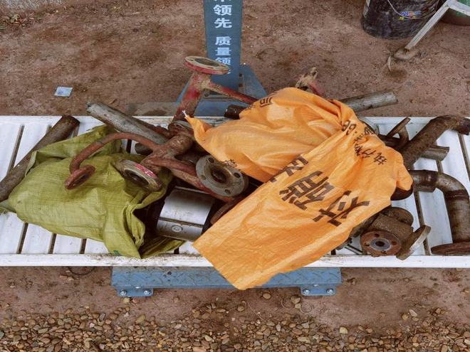 中卫工业园一企业员工盗窃贩卖公司废旧管道配件被民警巡察时逮住！开云 开云体育官网(图1)