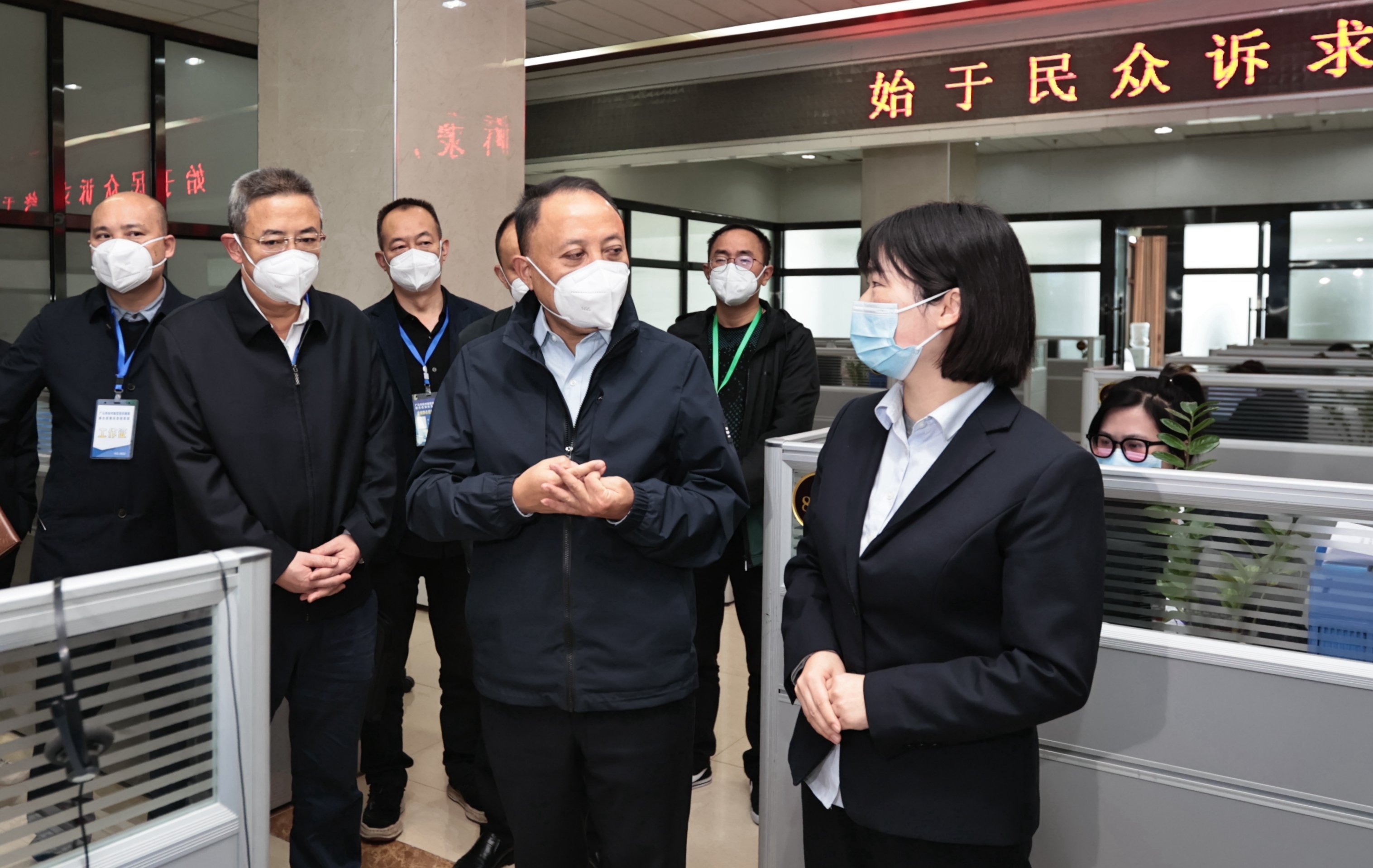 广元市委书记何树平：政务热线要更好发挥连心桥、总客服减压阀作用开云 开云体育平台(图2)