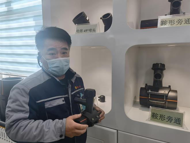 河北孟村：科技引擎 助力管开云 开云体育平台道装备产业“蝶变”(图1)